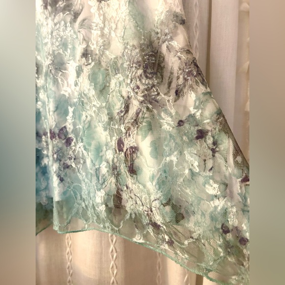 Brittany Black top with lace and embellishments. Sz M/L - Picture 5 of 6